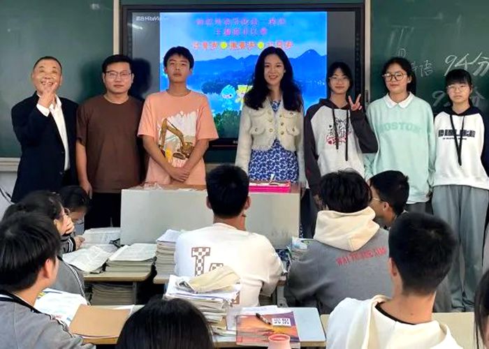 高一政治組舉辦“體育夢，健康夢，中國夢”主題演講比賽